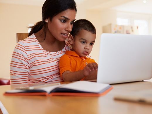 Mother and child online Newsflash