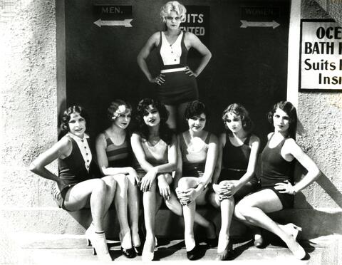 Hollywood starlets including Carol Lombard and Clara Jacobs, n.d.