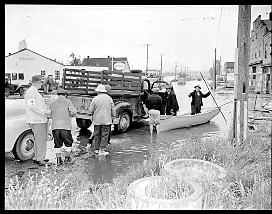Red Cross flood relief operations in Mission, 1948 (VPL 83568) Opens in new window