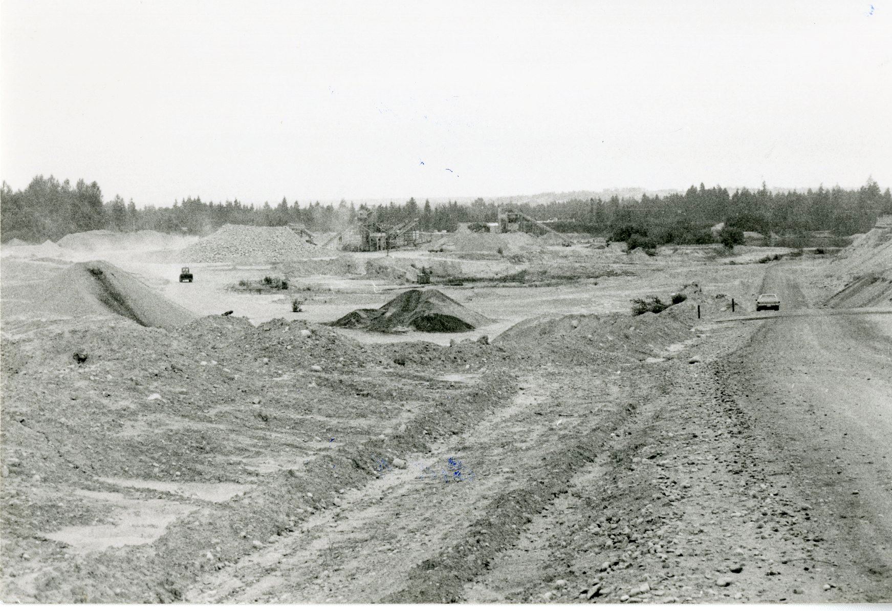 Early stages of construction on Town Centre Park (Don Cunnings fonds, F12.260) Opens in new window